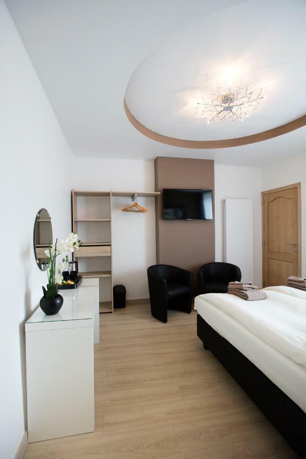 Bed and Breakfast Elysian Ипр Экстерьер фото